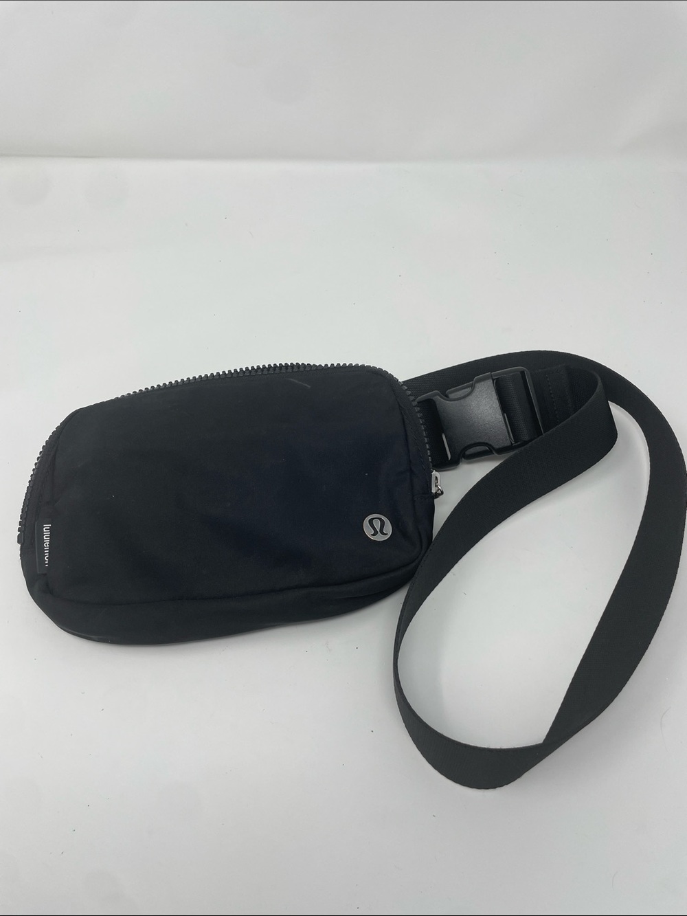 lululemon athletica Everywhere Belt Bag Black
